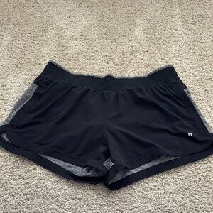 Xersion Black and Gray Athletic Shorts (XL)